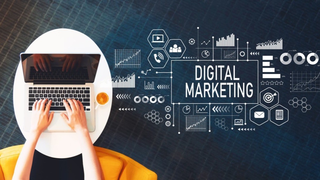 BS BS E-commerce & Digital Marketing